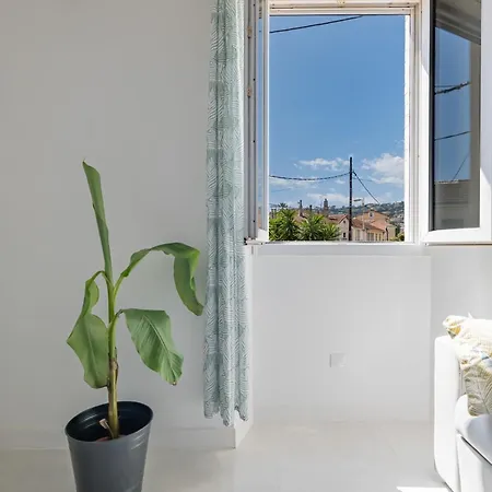 Golfe Juan T2 Mezzanine 40m²+ Parking